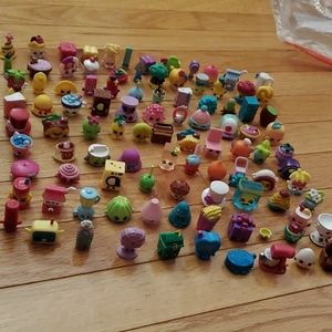 Shopkins- 100 of them!!!!